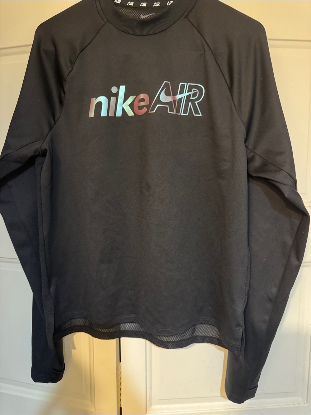 Nike Black Wmns Crewneck Sweatshirt with Iridescent Nike Air Logo w/Mesh Back